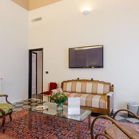 مبيت وإفطار بيسكارا Dimora Novecento المظهر الخارجي الصورة